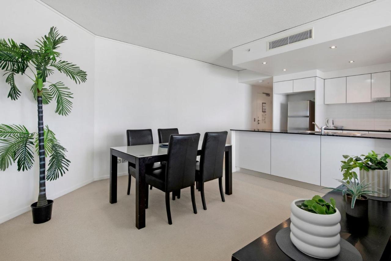 Getaway To Sierra Grand 2 Bedroom - Coasthm Apartment *