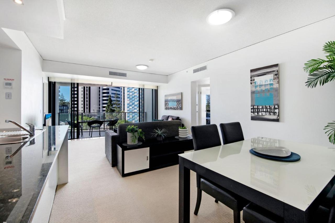 Apartment Getaway To Sierra Grand 2 Bedroom - Coasthm